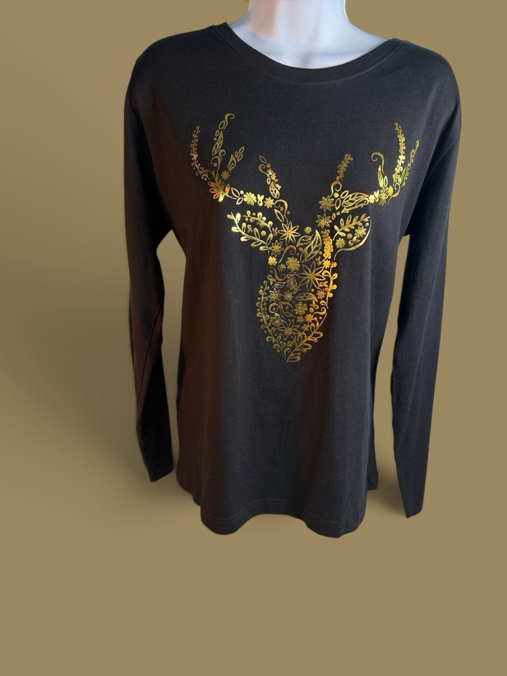 Legendary Whitetails Womens Long Sleeve Shirt Black & Gold Size Large